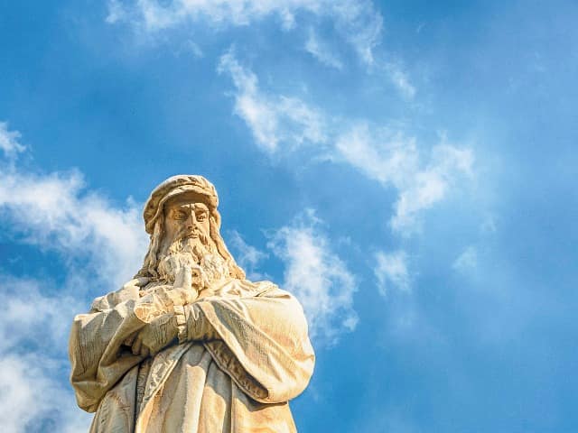 Estátua de Leonardo da Vinci em Milão, Itália